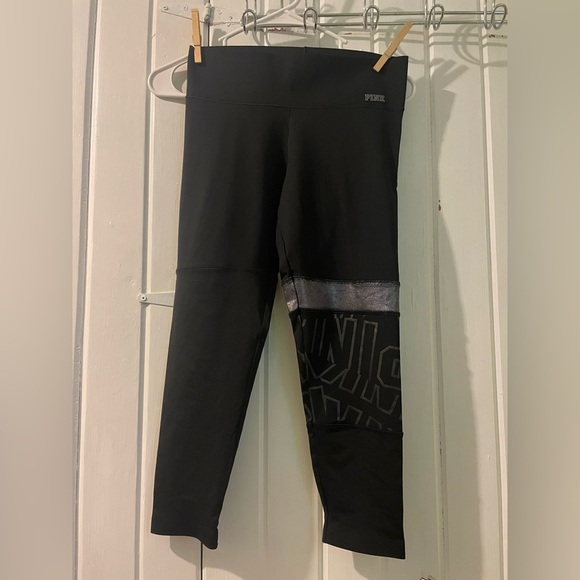 VS. PINK cropped ultimate leggings-small like new - Picture 1 of 7